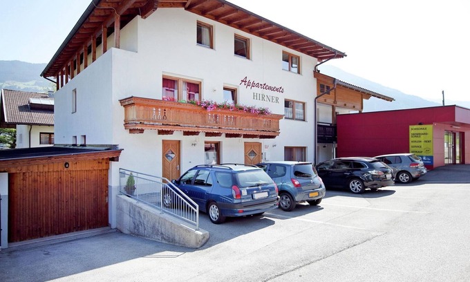 Finsing House | Apartment in Tyrol near Ski Lift