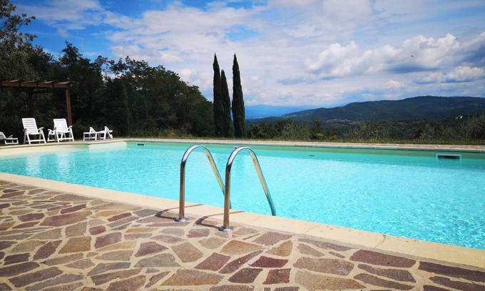 Barberino di Mugello Apartment | Apartment 'Il Nido' with Shared Pool, Wi-Fi and Air Conditioning