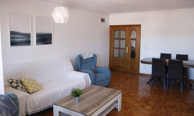 Jaca Apartment | Apartment Jaca, 3 bedrooms, 6 persons
