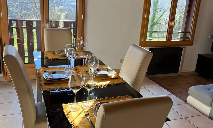 Thyez Apartment | Apartment 'Joli T3 À La Montagne' with Mountain View, Shared Garden and Balcony