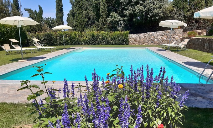 Scandicci Other | Apartment LA LOGGIA, 2 rooms, kitchen in farmhouse with pool 5/7persons