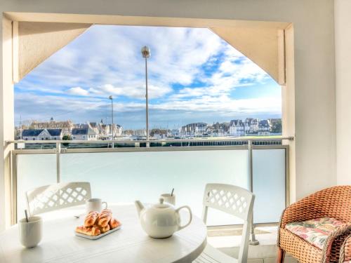 Trouville-sur-Mer Apartment | Apartment Le Beach by Interhome