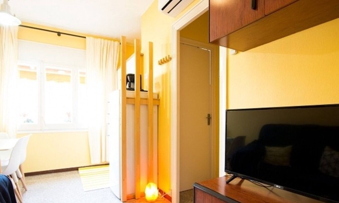 El Camp de l'Arpa del Clot Apartment | Apartment LEMON with terrace.