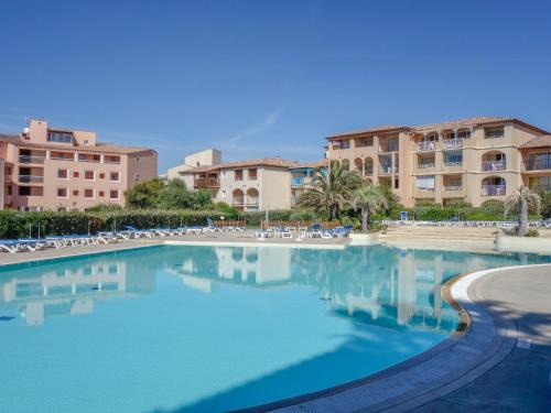 Six-Fours-les-Plages Apartment | Apartment Les Rivages de Coudoulière-7 by Interhome