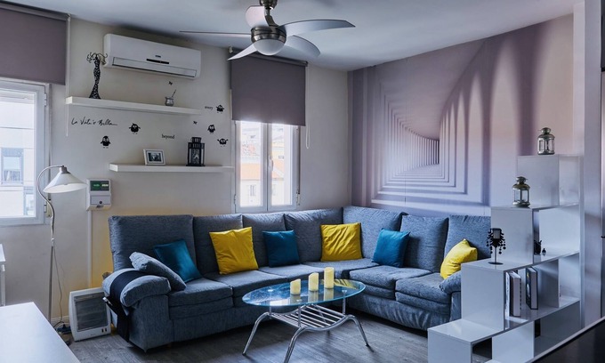 Moncloa-Aravaca Apartment | Apartment "Mágico Loft" in the City Center with Wi-Fi & A/C