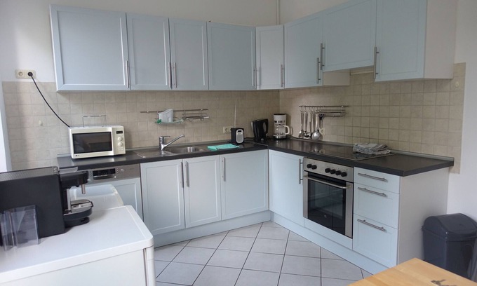 Woltmershausen Apartment | Apartment 'Maisonette Wohnung' with 2 Balconies and Wi-Fi