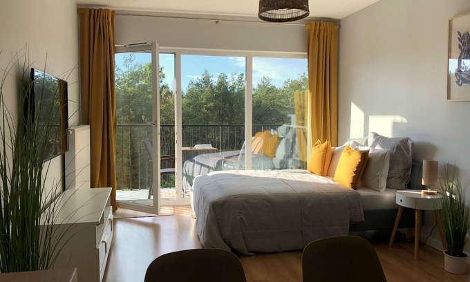 Miedzywodzie Apartment | Apartment Malina directly by the sea