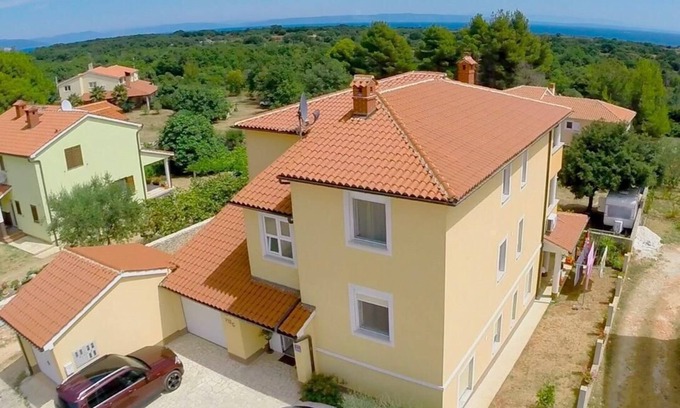 Liznjan Apartment | Apartment Mara A4 in Ližnjan