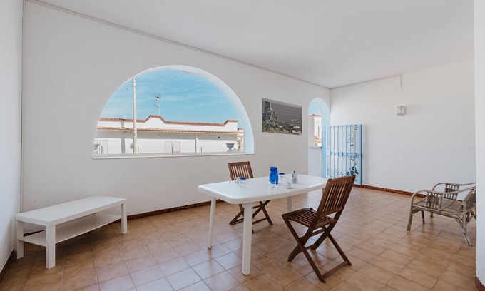 Balestrate Apartment | Apartment 'Marina' with Sea View, Private Terrace and Wi-Fi