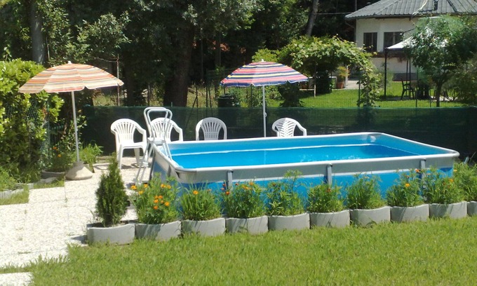 Monvalle Apartment | Apartment "Matilde" with Lake View, Garden and Wi-Fi