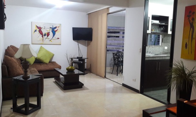 Menga Apartment | Apartment Near A Chipichape Shopping Center (Patios Flora)