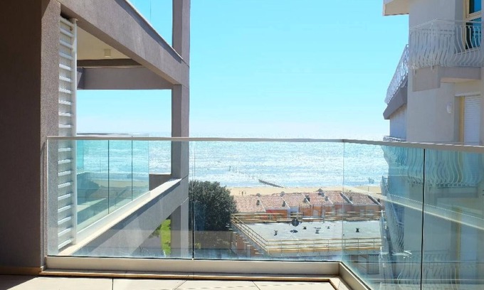 Faro Apartment | Apartment 'Nember Sea Houses' with Sea View, Private Terrace and Balcony