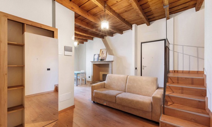 Caprino Bergamasco Apartment | Apartment 'Nottedì Case Vacanze 2' with Wi-Fi and Air Conditioning