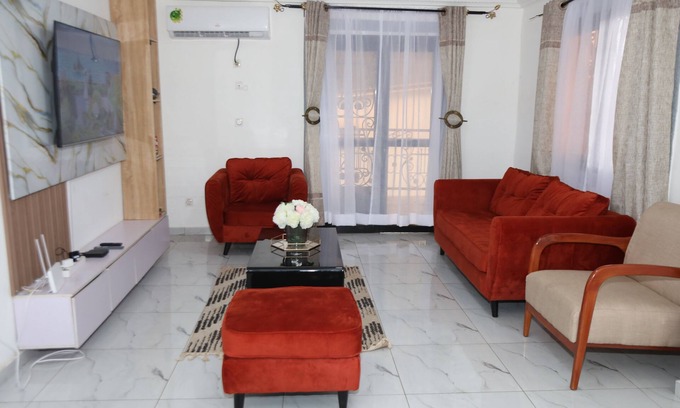 Yaounde Apartment | Apartment on the first floor of the BELINGA Villas, a place of charm and elegance