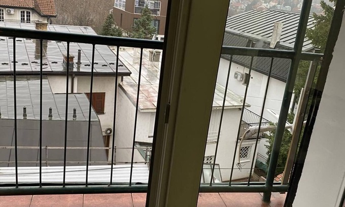 Vozdovac Apartment | apartment on the second floor, spacious, quiet, close to the center.