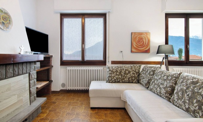 Dongo Apartment | Apartment 'Palma's House' with Lake View, Private Terrace and Wi-Fi