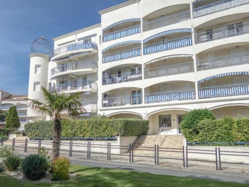 Pontaillac Apartment | Apartment Parc de Pontaillac-10 by Interhome