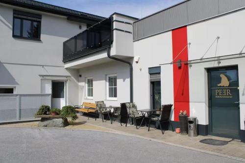 Leitring Apartment | Apartment Peer