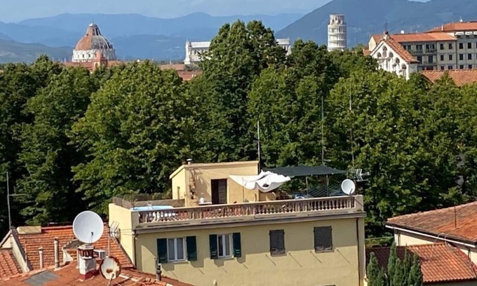Pisa City Centre Apartment | Apartment 'Pisa Dream' with Balcony and Wi-Fi