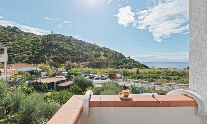 Pomonte Apartment | Apartment "Ramerino" near the beach with sea and mountain view