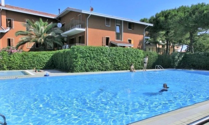 Lignano Pineta Apartment | Apartment Residence Giardino in Lignano Sabbiadoro - 5 persons, 2 bedrooms