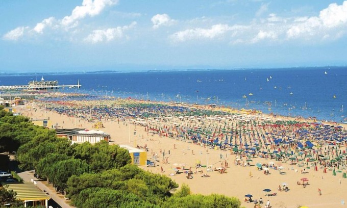 Lignano Pineta Apartment | Apartment Residence Giardino in Lignano Sabbiadoro - 5 persons, 2 bedrooms