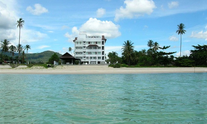 Khanom Apartment | Apartment right on the beach in southern Thailand