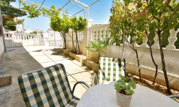 Zaboric Apartment | Apartment Rose by Interhome