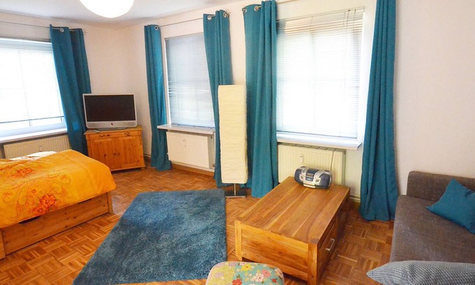 Halenbeck-Rohlsdorf Apartment | Apartment Schwalbennest near Lake Plau