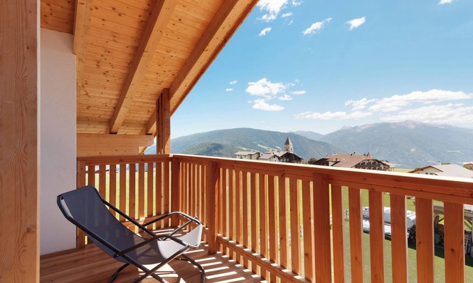 Maranza Apartment | Apartment 'Schöne Aussicht' with Mountain View, Balconies & Wi-Fi