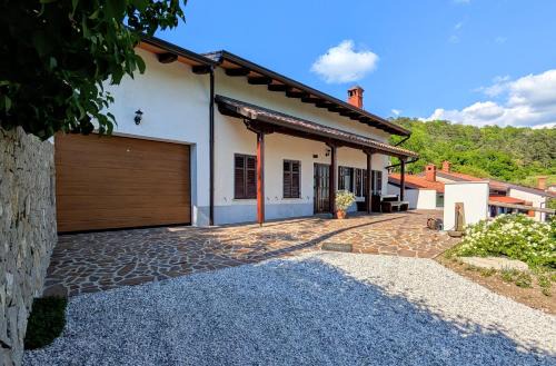 Nova Gorica Apartment | Apartment Senik