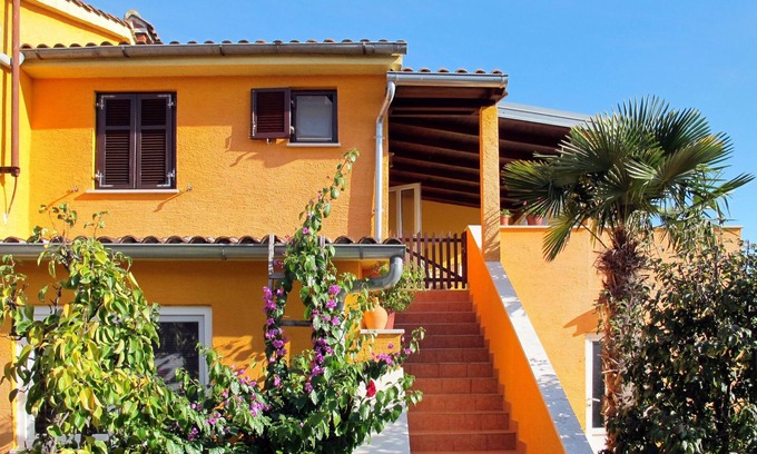 Stranici kod Lovreca Apartment | Apartment Smilja by Interhome