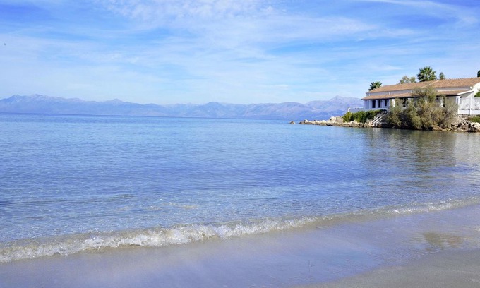 Agios Spyridon Corfu Apartment | Apartment Sofia - Beachfront