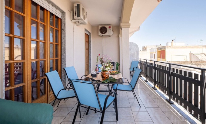Giurdignano Apartment | Apartment Sole 1 with Terrace, A/C & Wi-Fi