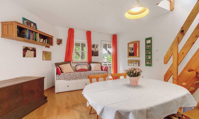 Bad Urach Apartment | Apartment 'Stallblick' with Shared Terrace, Shared Garden and Wi-Fi