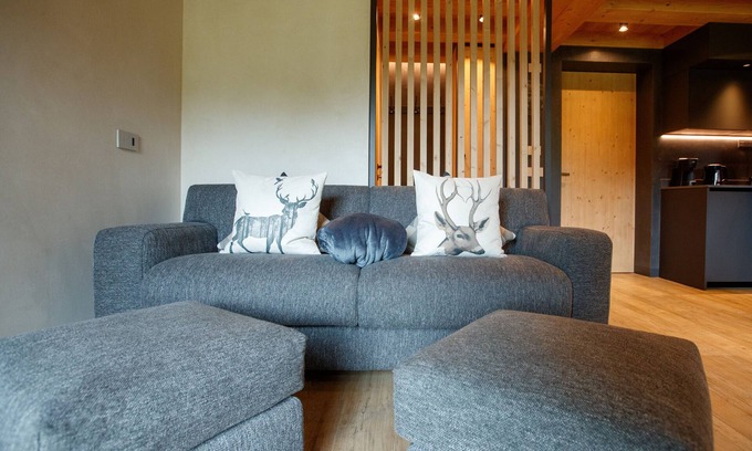 Livigno Ski Chalet | Apartment 'Sun Villa Genf' with Shared Spa area and Garden