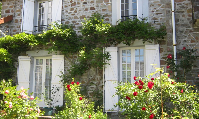 Panazol Apartment | Apartment 'T3 Chambre D'hôte' with Shared Terrace and Shared Garden