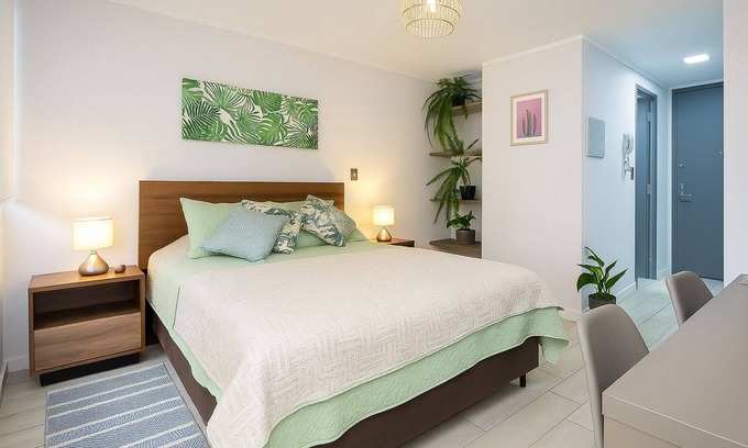 Downtown Santiago Apartment | Apartment w/private parking, steps from Teatro Caupolicán and minutes from Movistar.