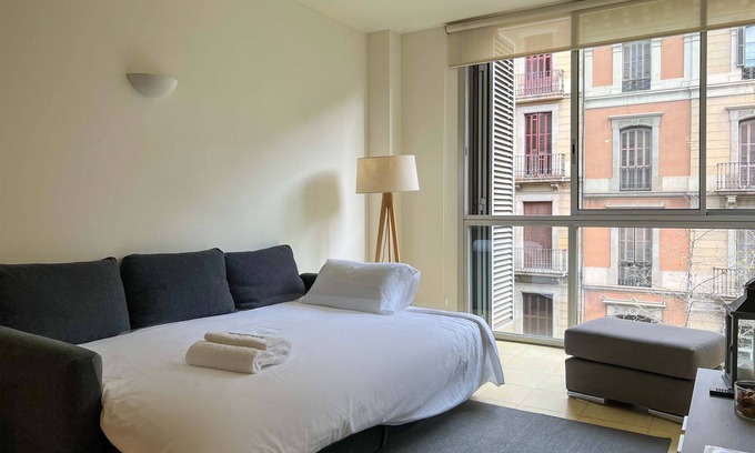 Dreta de l'Eixample Apartment | Apartment with 2 Bedrooms and Shared Pool