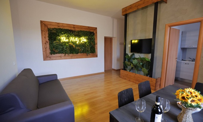 Rione XIV Borgo Apartment | Apartment with 2 Bedrooms - 2 Bathrooms - Large Living Room - San Pietro Station