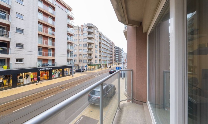 Middelkerke Apartment | Apartment with a cosy terrace