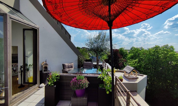 Munchner Freiheit Apartment | Apartment with astonishing view /rooftop terrace