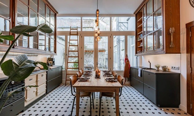 Patershol Apartment | Apartment with courtyard on top location in Ghent