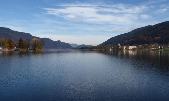 Bodensdorf Apartment | Apartment with loggia/Ossiacher See * bathing beach/lawn * pool * in the middle of Carinthia