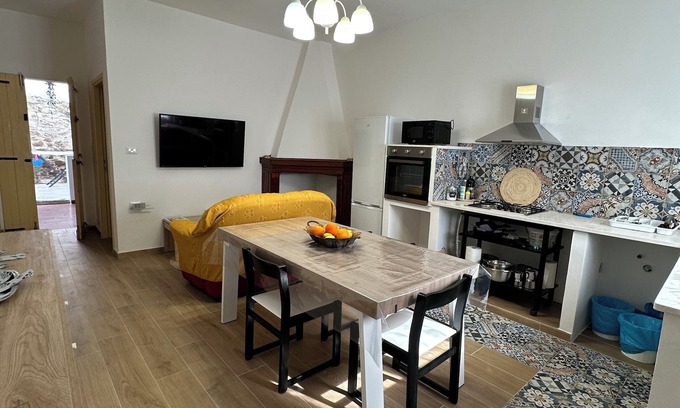 Calasetta Apartment | Apartment with patio Calasetta