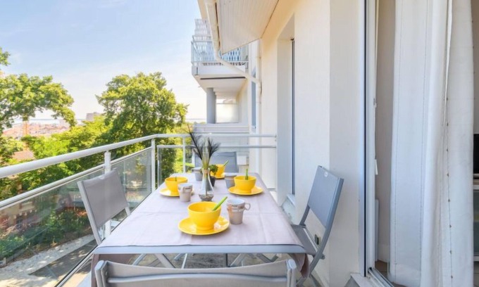 Arcachon Apartment | Apartment Zéphyr by Interhome