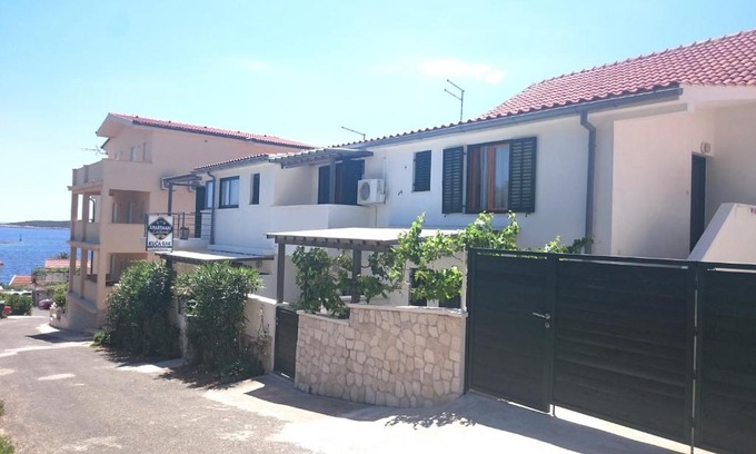 Milna Apartment | Apartments by the sea Milna, Vis - 21183