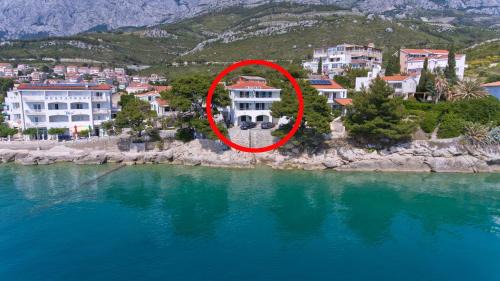 Promajna Apartment | Apartments by the sea Promajna, Makarska - 2592