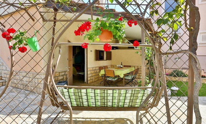 Solin Apartment | Apartments Ivan, (15797), Solin, hr