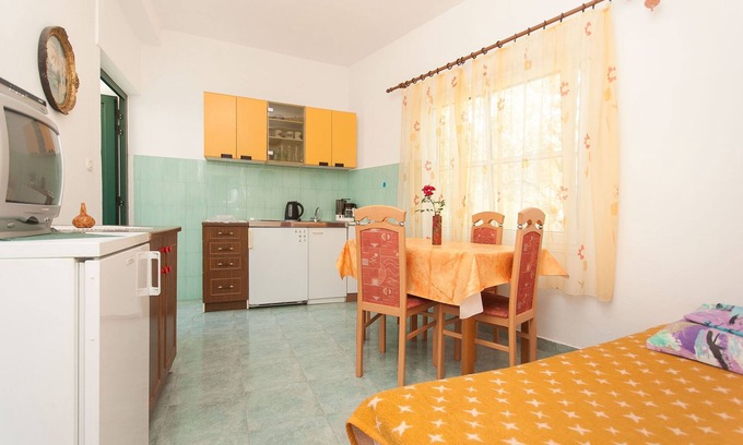 Poljica Apartment | Apartments Jasminka (44611-A1) - Poljica